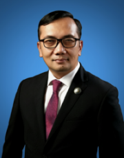 Hadi_biru-200x300